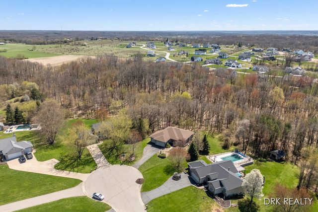 5900 Cannon Hills Drive NE, Ada, MI 49301