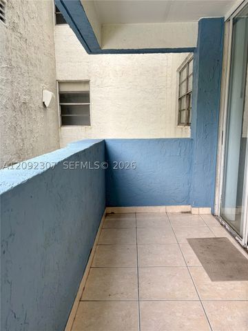 5050 NW 7th St 309, Miami, FL 33126