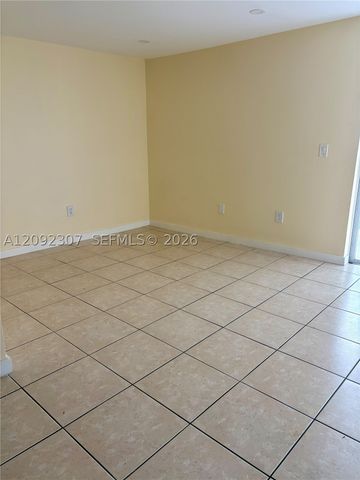 5050 NW 7th St 309, Miami, FL 33126