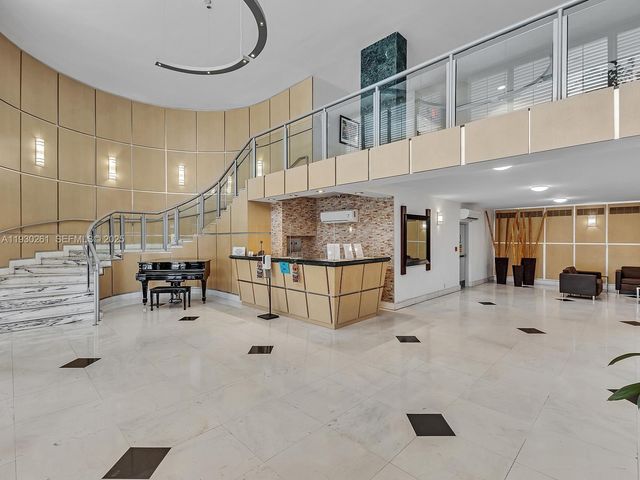 6770 Indian Creek Dr 10B, Miami Beach, FL 33141