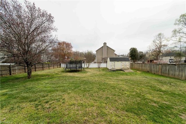 4100 Tolley Ridge Lane, Winston-salem, NC 27106