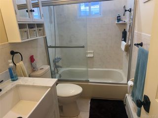 15 3rd Avenue, East Rockaway, NY 11518