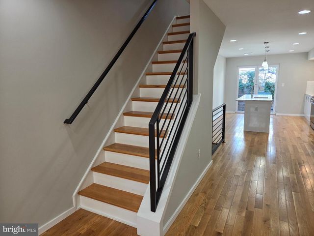 2662 BRADDOCK ST, Philadelphia, PA 19125