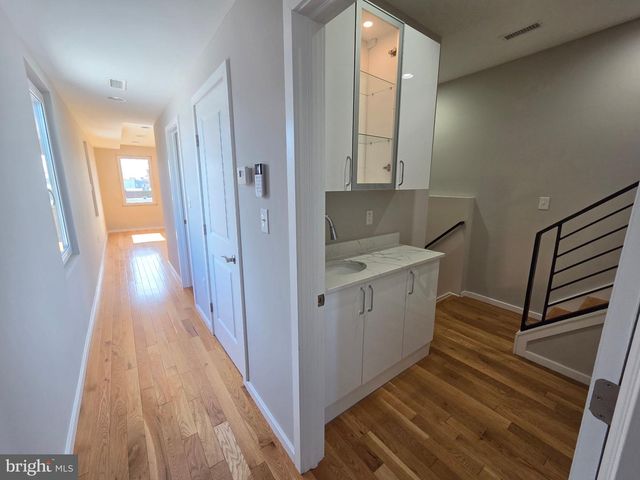 2662 BRADDOCK ST, Philadelphia, PA 19125