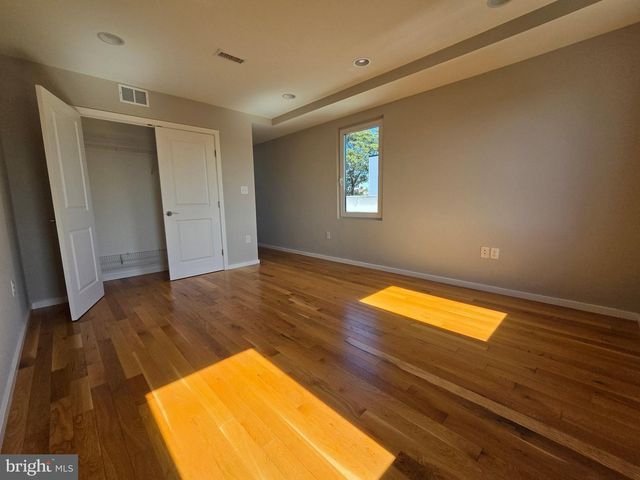 2662 BRADDOCK ST, Philadelphia, PA 19125