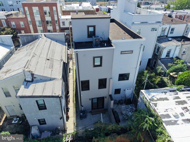 2662 BRADDOCK ST, Philadelphia, PA 19125