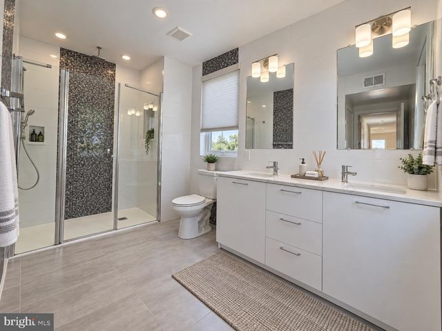 2662 BRADDOCK ST, Philadelphia, PA 19125
