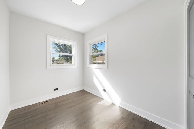 8718 S Euclid Avenue, Chicago, IL 60617