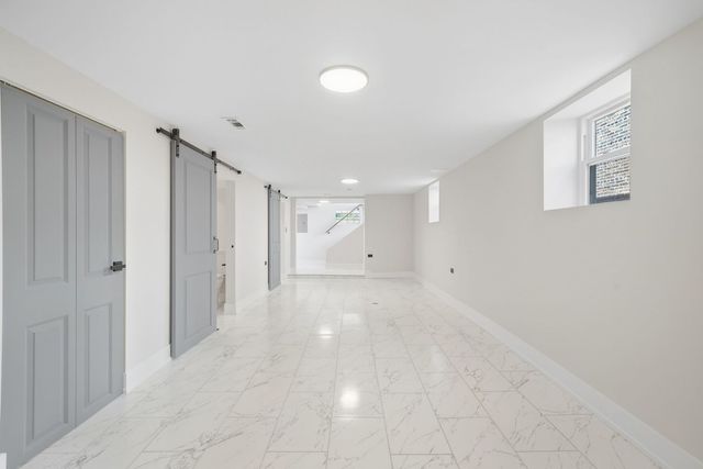 8718 S Euclid Avenue, Chicago, IL 60617