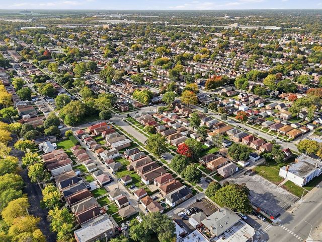 8718 S Euclid Avenue, Chicago, IL 60617