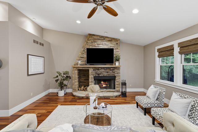 6240 Hiawatha Road, Whitmore Lake, MI 48189