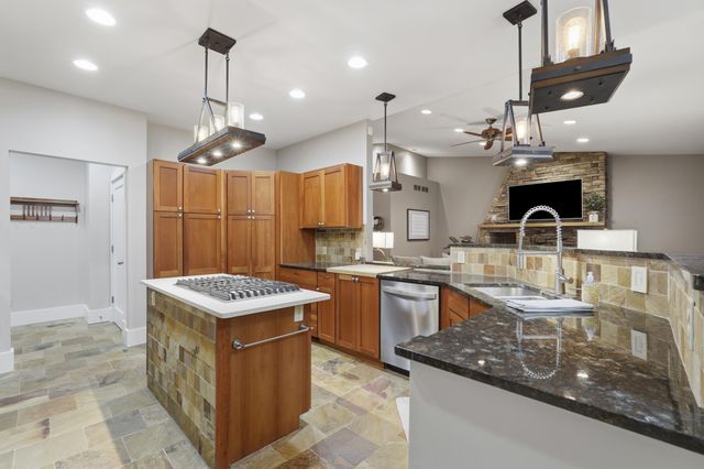 6240 Hiawatha Road, Whitmore Lake, MI 48189