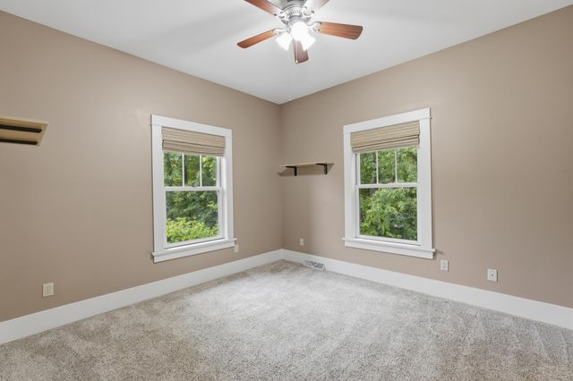 6240 Hiawatha Road, Whitmore Lake, MI 48189