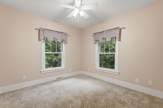 6240 Hiawatha Road, Whitmore Lake, MI 48189