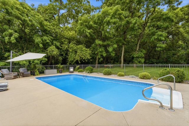 6240 Hiawatha Road, Whitmore Lake, MI 48189