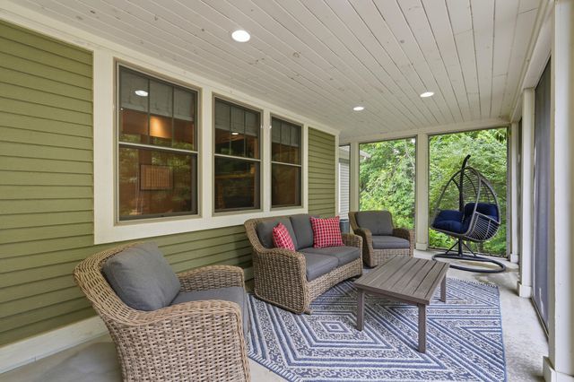 6240 Hiawatha Road, Whitmore Lake, MI 48189