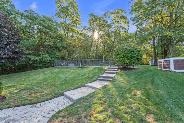 6240 Hiawatha Road, Whitmore Lake, MI 48189