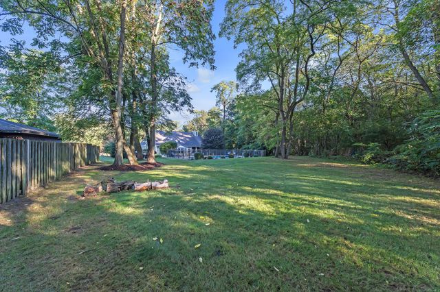 6240 Hiawatha Road, Whitmore Lake, MI 48189