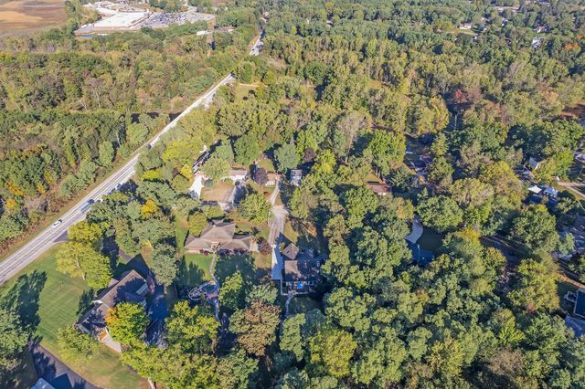 6240 Hiawatha Road, Whitmore Lake, MI 48189