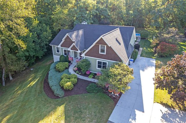6240 Hiawatha Road, Whitmore Lake, MI 48189