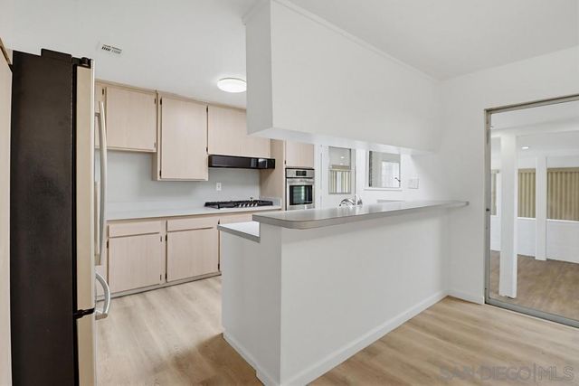 720 Safford Ave, Spring Valley, CA 91977