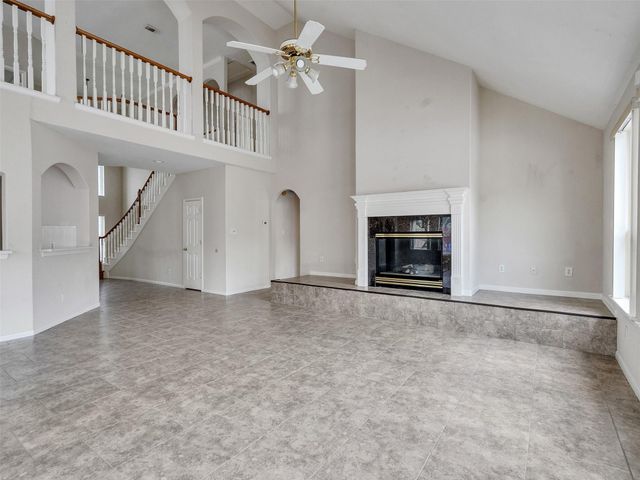 3902 Breaux Bridge Lane, Sugar Land, TX 77479