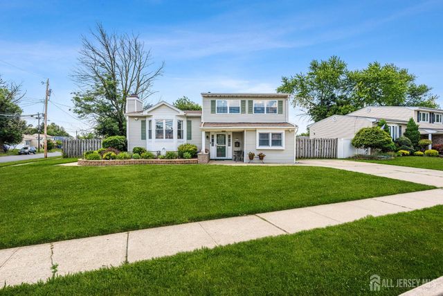 55 Woodview Drive, Old Bridge, NJ 08857