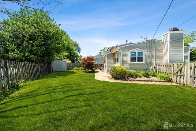 55 Woodview Drive, Old Bridge, NJ 08857