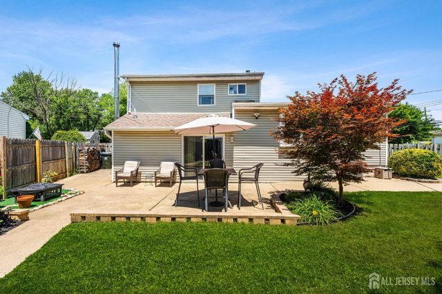 55 Woodview Drive, Old Bridge, NJ 08857