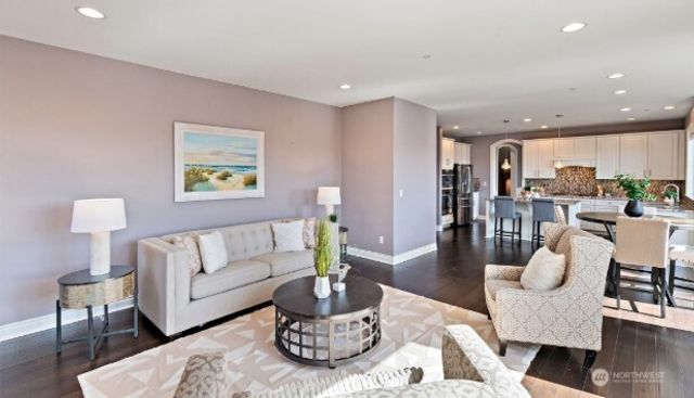 20213 126th Avenue NE, Bothell, WA 98011
