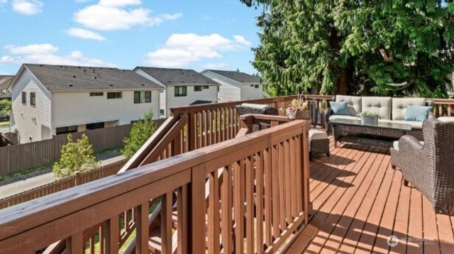 20213 126th Avenue NE, Bothell, WA 98011