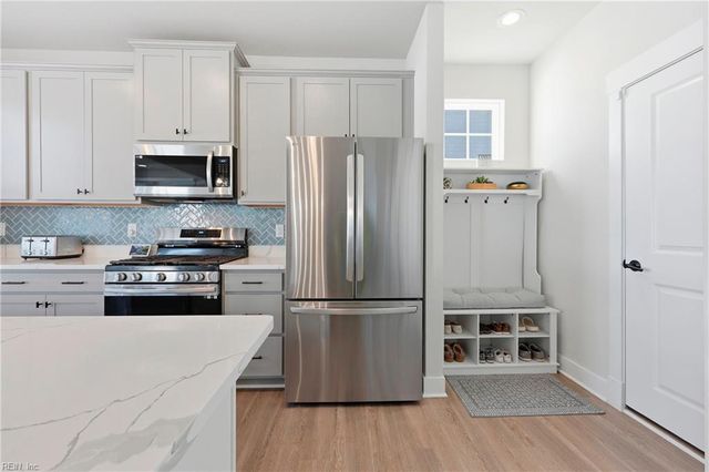 246 McCormick DR, Suffolk, VA 23434