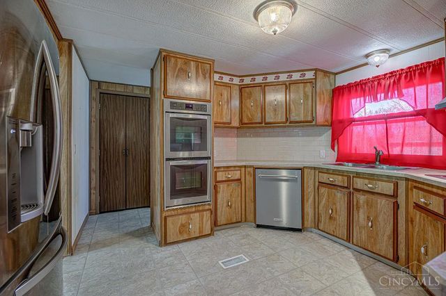 7763 Bay Road, Morgan Twp, OH 45013