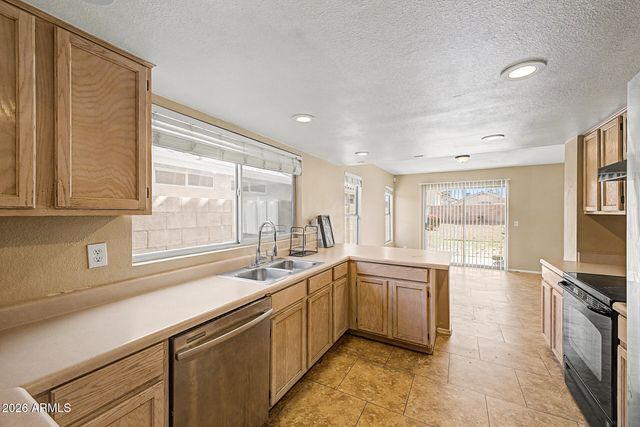 5031 W ORAIBI Drive, Glendale, AZ 85308