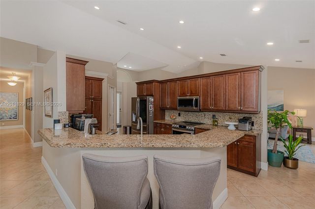 18253 NW 15th Ln, Pembroke Pines, FL 33029
