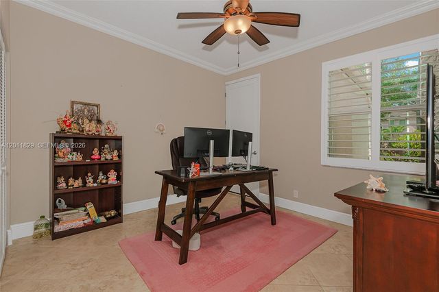 18253 NW 15th Ln, Pembroke Pines, FL 33029