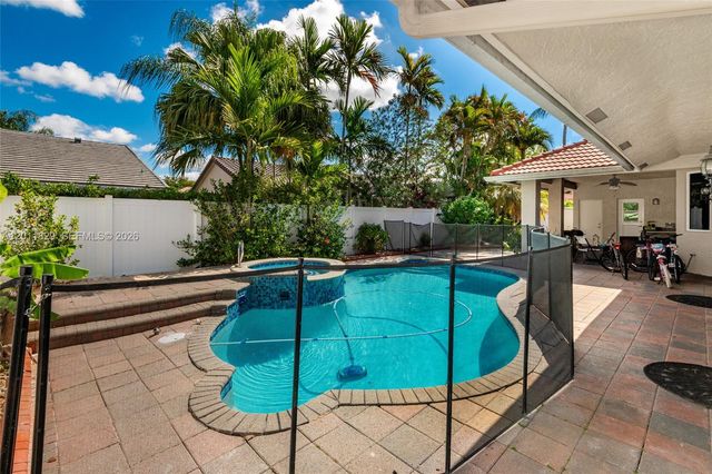 18253 NW 15th Ln, Pembroke Pines, FL 33029