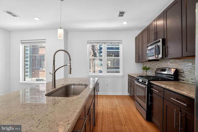 1305 S HANCOCK ST, Philadelphia, PA 19147