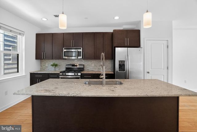 1305 S HANCOCK ST, Philadelphia, PA 19147