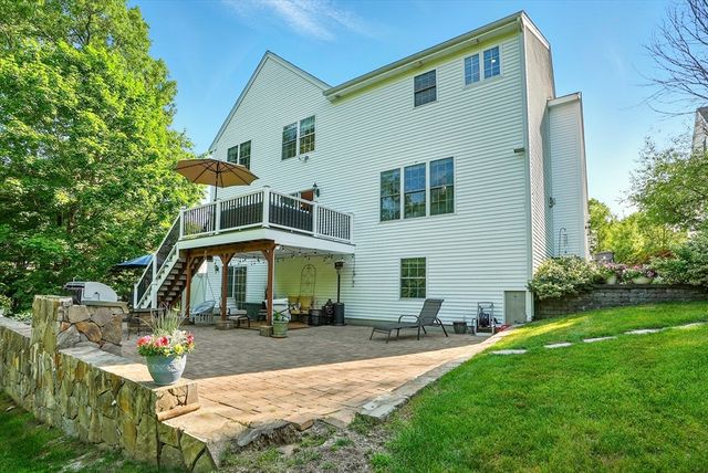 74 Fenwick St, Framingham, MA 01701
