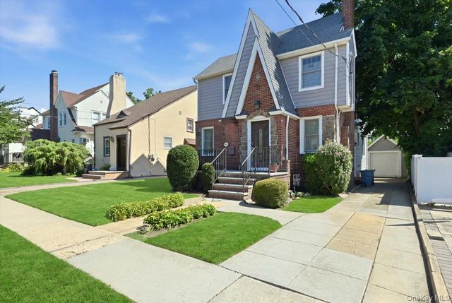 243 Spruce Street, West Hempstead, NY 11552