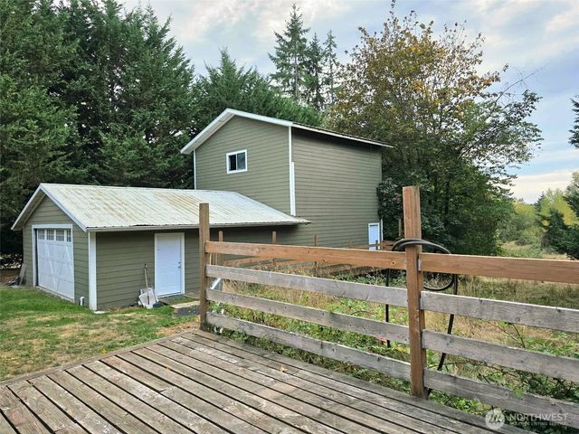 30118 14th Avenue E, Roy, WA 98580