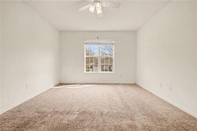 165 Cameron Way Circle, Winston-salem, NC 27103