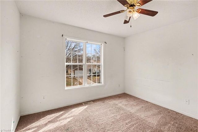 165 Cameron Way Circle, Winston-salem, NC 27103