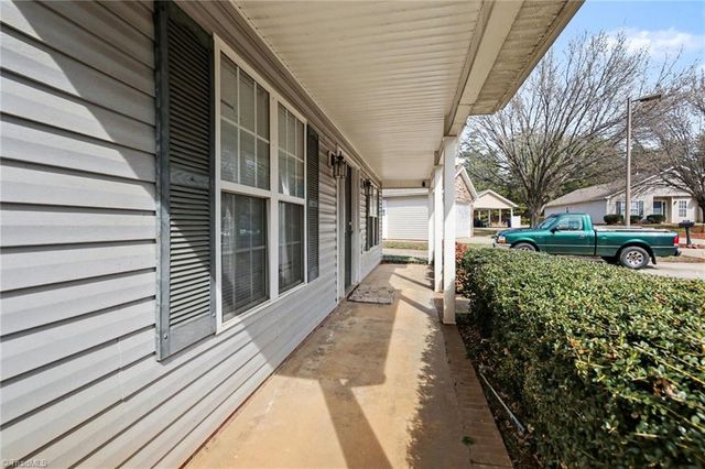 165 Cameron Way Circle, Winston-salem, NC 27103