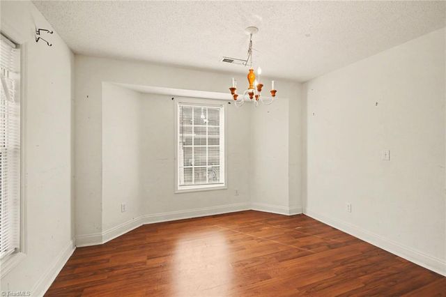 165 Cameron Way Circle, Winston-salem, NC 27103