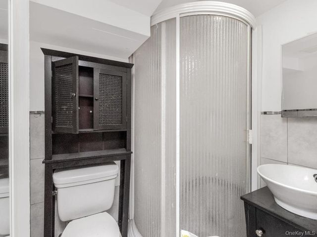 636 E 219th Street, Bronx, NY 10467