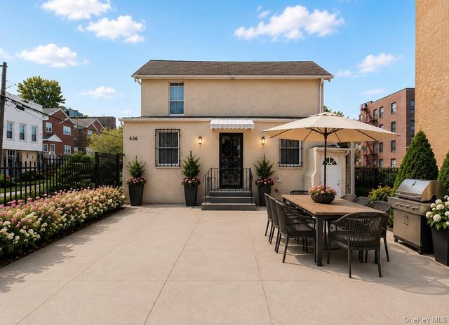 636 E 219th Street, Bronx, NY 10467