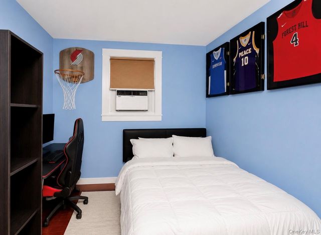 636 E 219th Street, Bronx, NY 10467