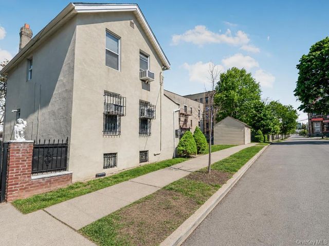 636 E 219th Street, Bronx, NY 10467